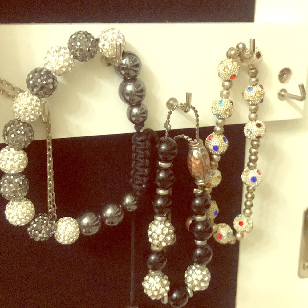 Bracelets - Picture 1 of 1